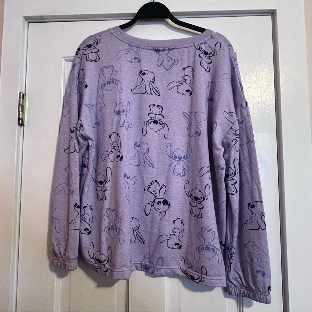 #164 DISNEY STITCH TOP SIZE MEDIUM - Picture 2 of 3